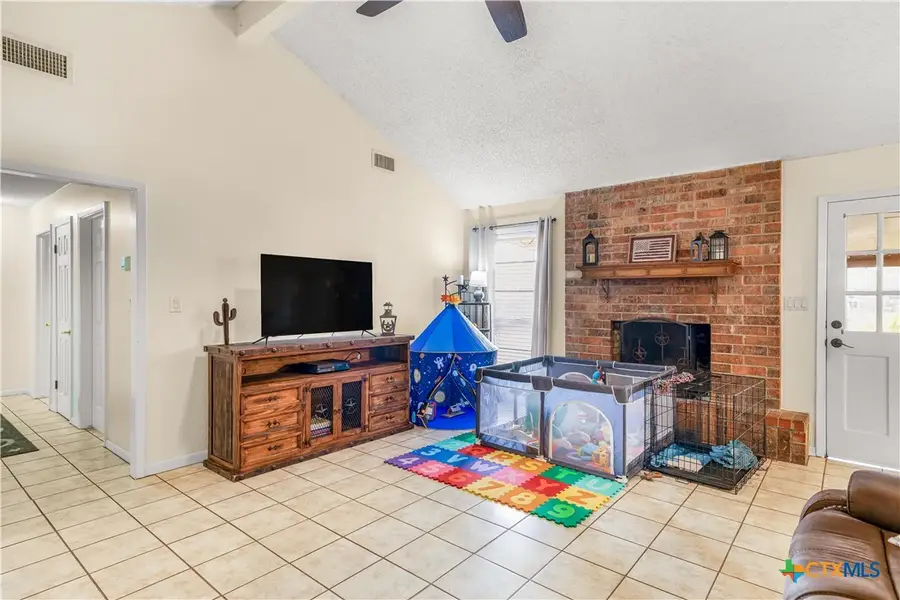 307 Pheasant Drive, Victoria, TX 77905 - #2