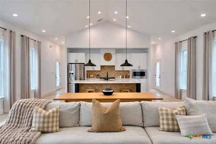 5 Cripple Creek Court, Wimberley, TX 78676 - #2