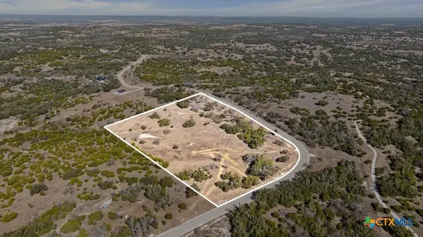 529 Skyline Drive, Blanco, TX 78606