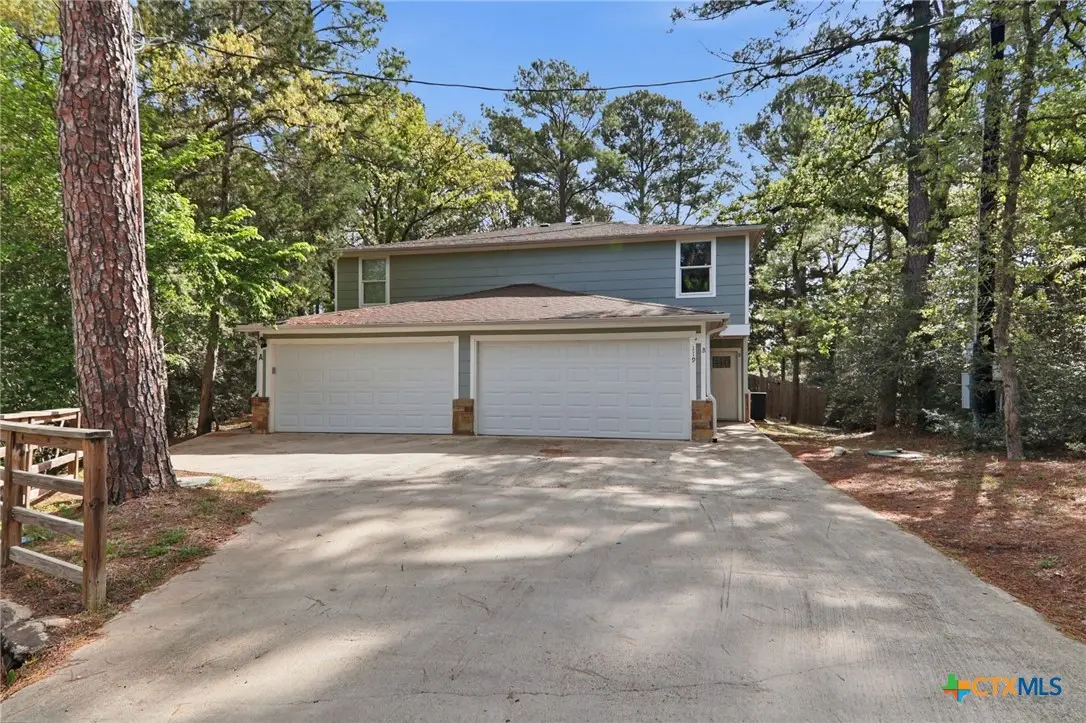 119 N Kanaio Drive #B, Bastrop, TX 78602 - #1