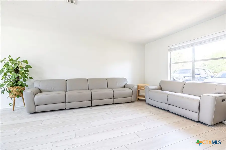 313 Dan Avenue, Port Lavaca, TX 77979 - #2