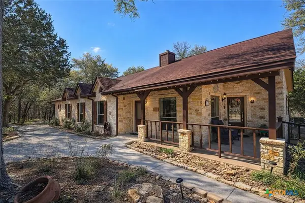 901 Deertrail Drive, San Marcos, TX 78666