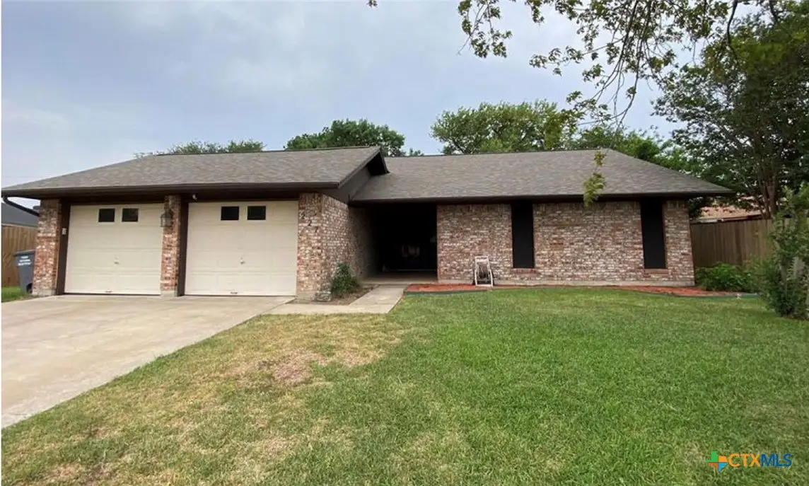227 Briarmeadow Lane, Victoria, TX 77904 - #1