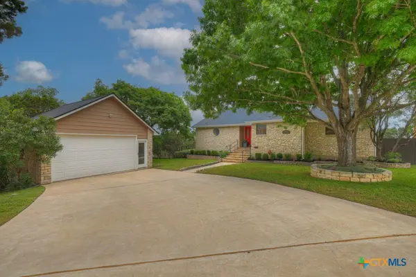 605 High Oaks Road, Canyon Lake, TX 78133