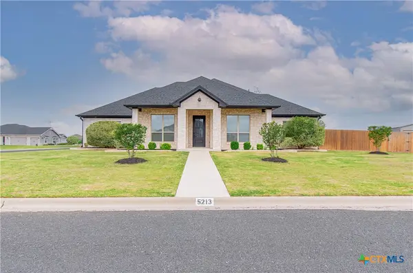 5213 Few Oaks Dr, Salado, TX 76571