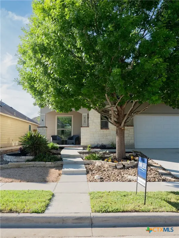 829 Manhattan, New Braunfels, TX 78130