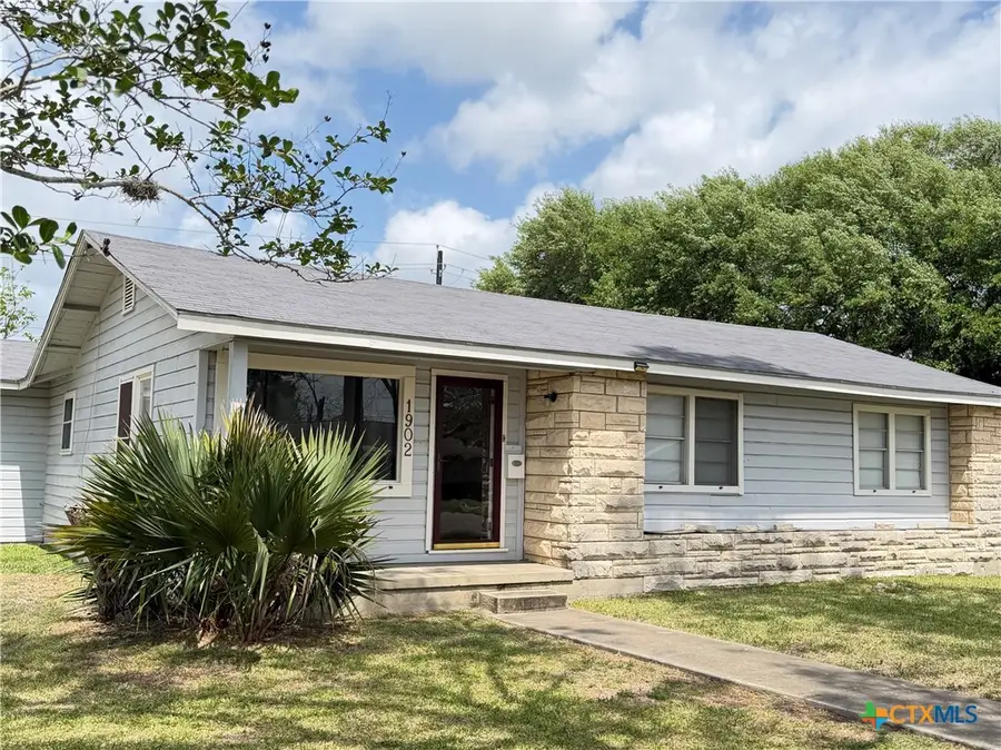 1902 Navidad Street, Victoria, TX 77901 - #2