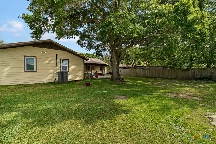73 Mesquite Street, Lolita, TX 77971 - #3