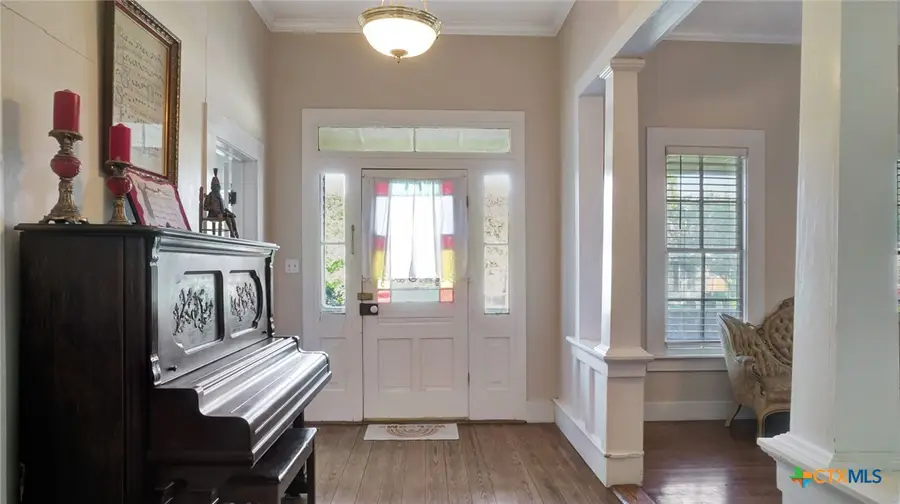 204 S Valley Street, Cuero, TX 77954 - #2