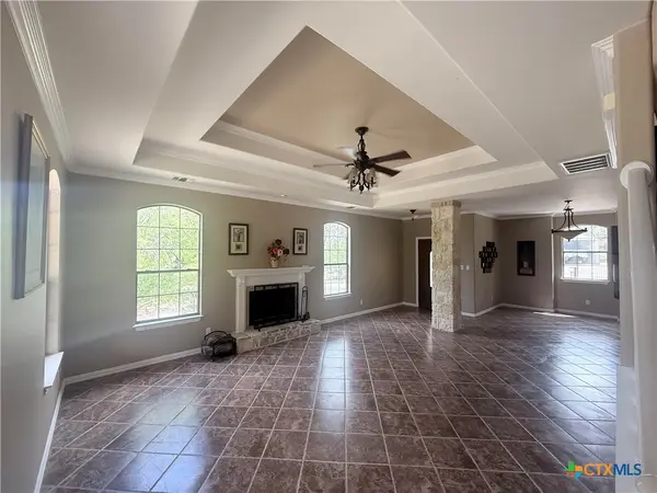 146 Creekview Drive, Canyon Lake, TX 78133