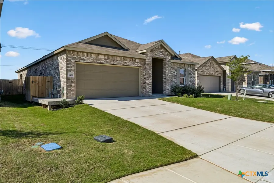 5801 Musquiz Ridge, Seguin, TX 78155 - #2