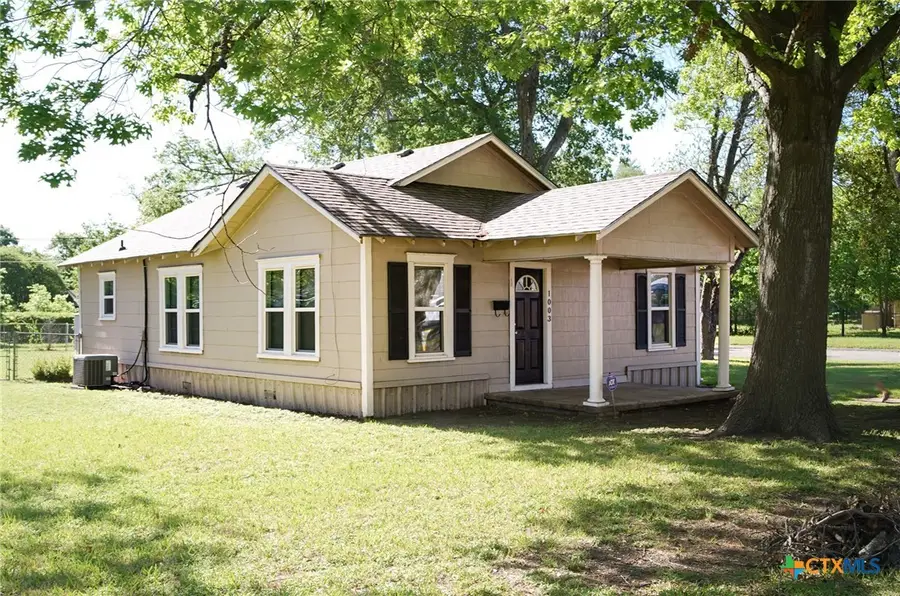 1003 N 15th Street, Temple, TX 76501 - #2