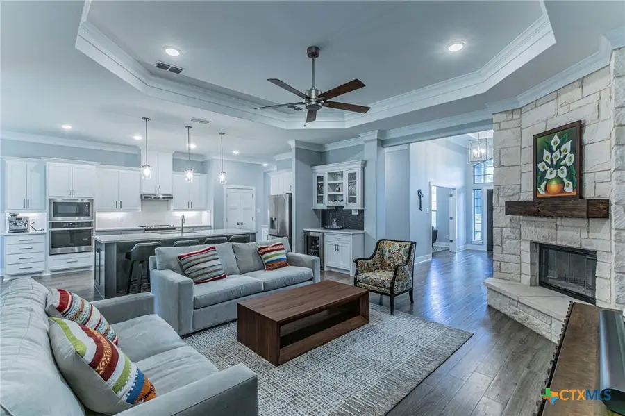 8 Daingerfield Cove, Morgans Point Resort, TX 76513 - #3