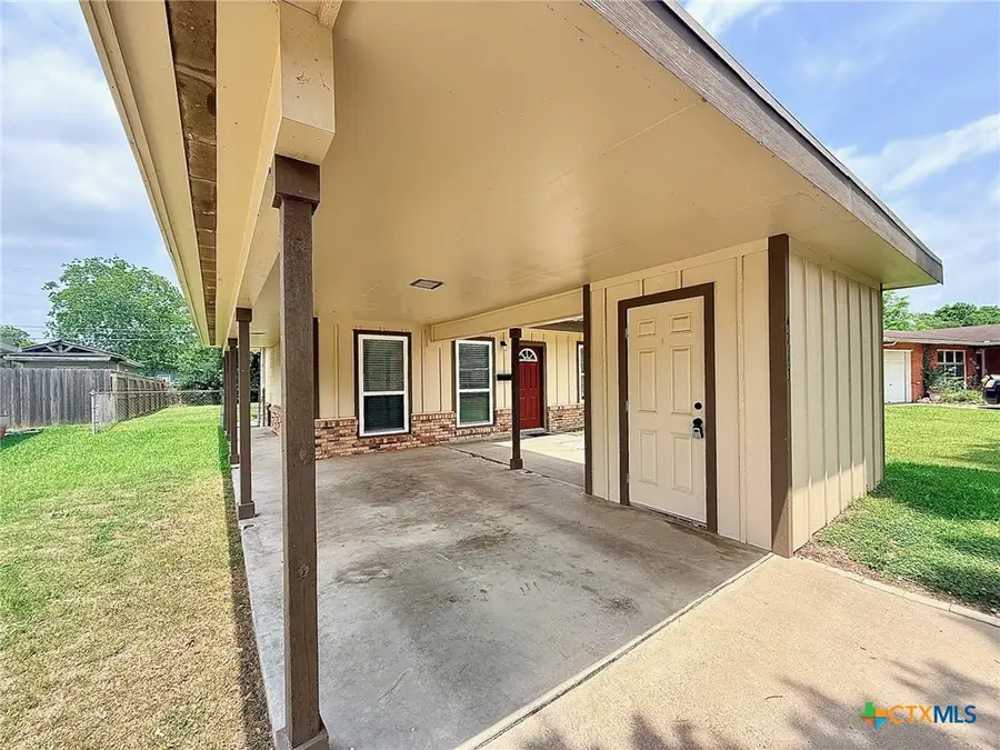 4713 Dahlia Lane, Victoria, TX 77904 - #2