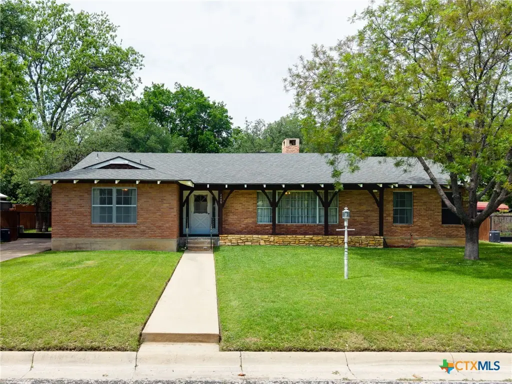 1409 W North Avenue, Lampasas, TX 76550 - #1