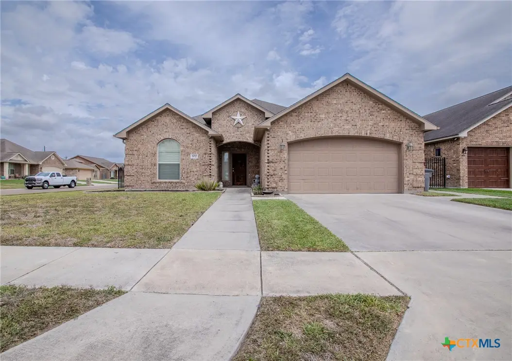 102 Luke Court, Victoria, TX 77904 - #1