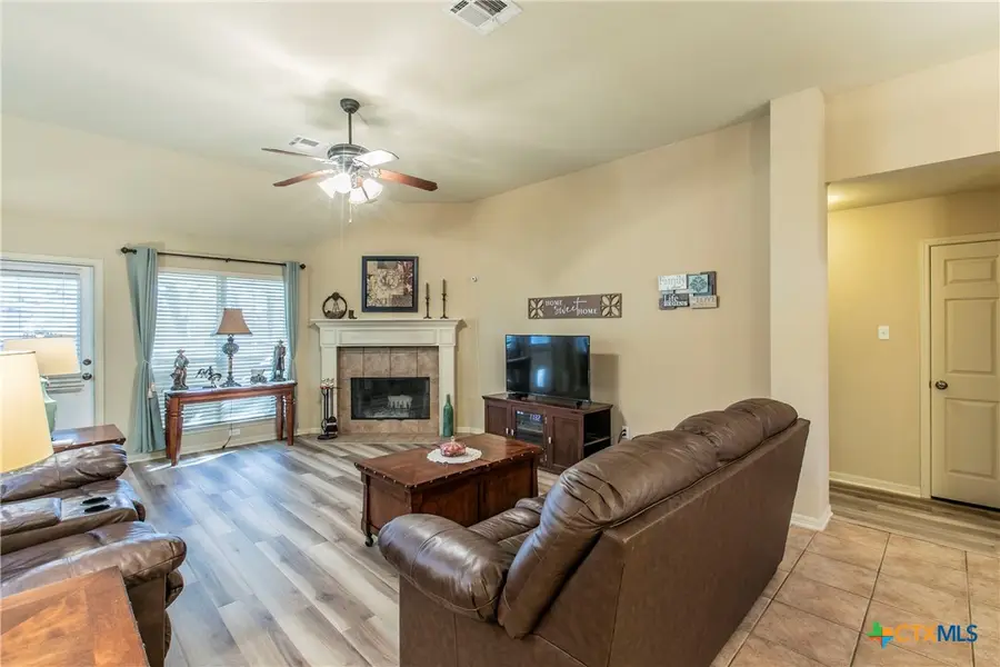 5805 Butterfly Ct., Temple, TX 76502 - #2