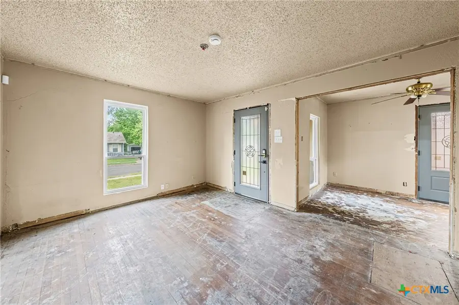 605 Duncan Avenue, Killeen, TX 76541 - #3