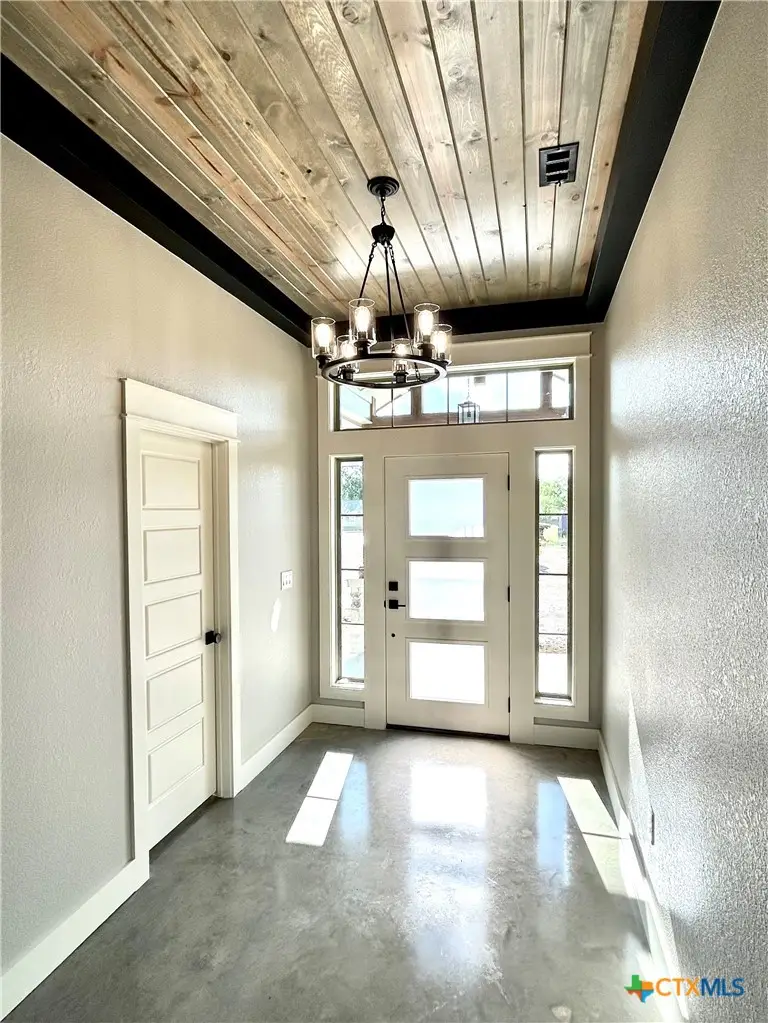 3 Saul Dr, Lampasas, TX 76550 - #2