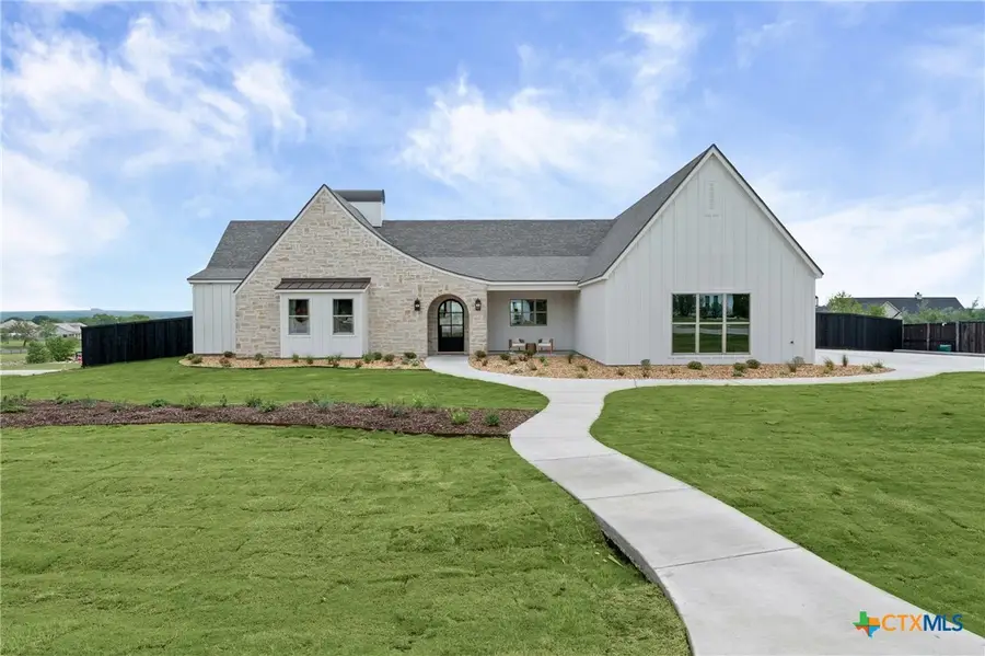 203 Glenview Circle, Belton, TX 76513 - #2