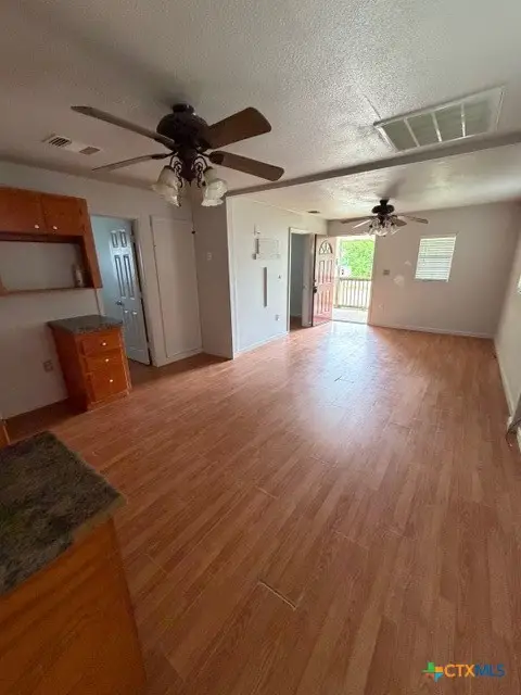 707 W Houston Avenue, Seadrift, TX 77983 - #3