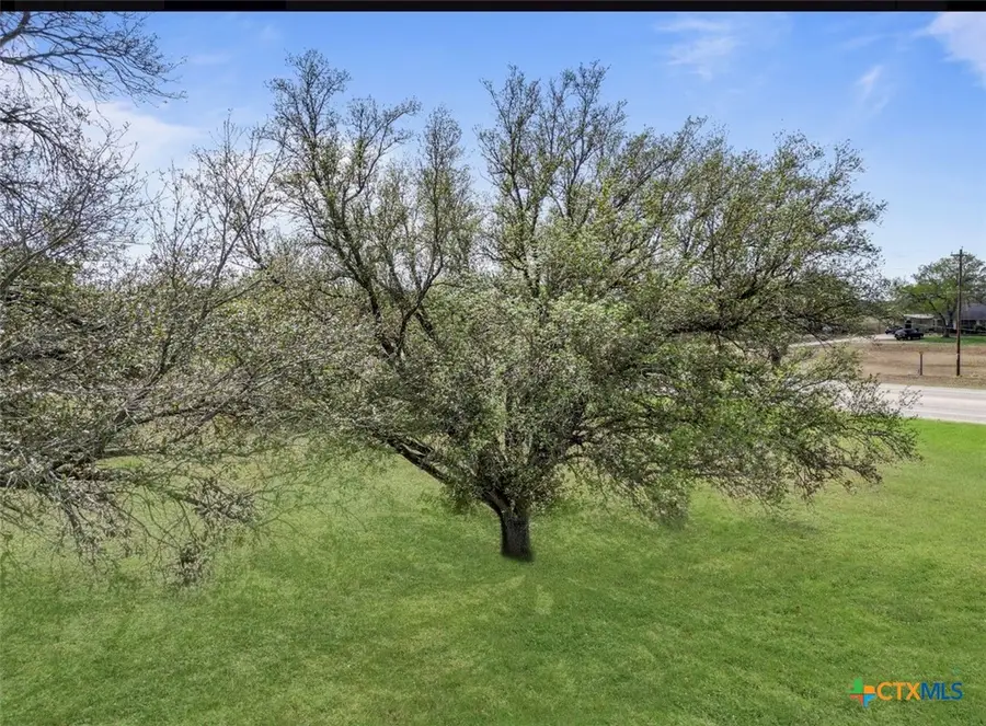 1900 Chukar Street, Floresville, TX 78114 - #2