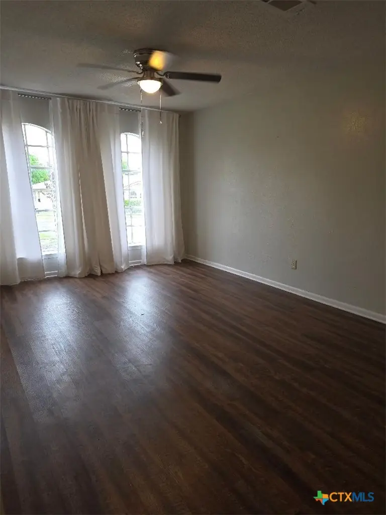 919 Holly Street, Copperas Cove, TX 76522 - #3