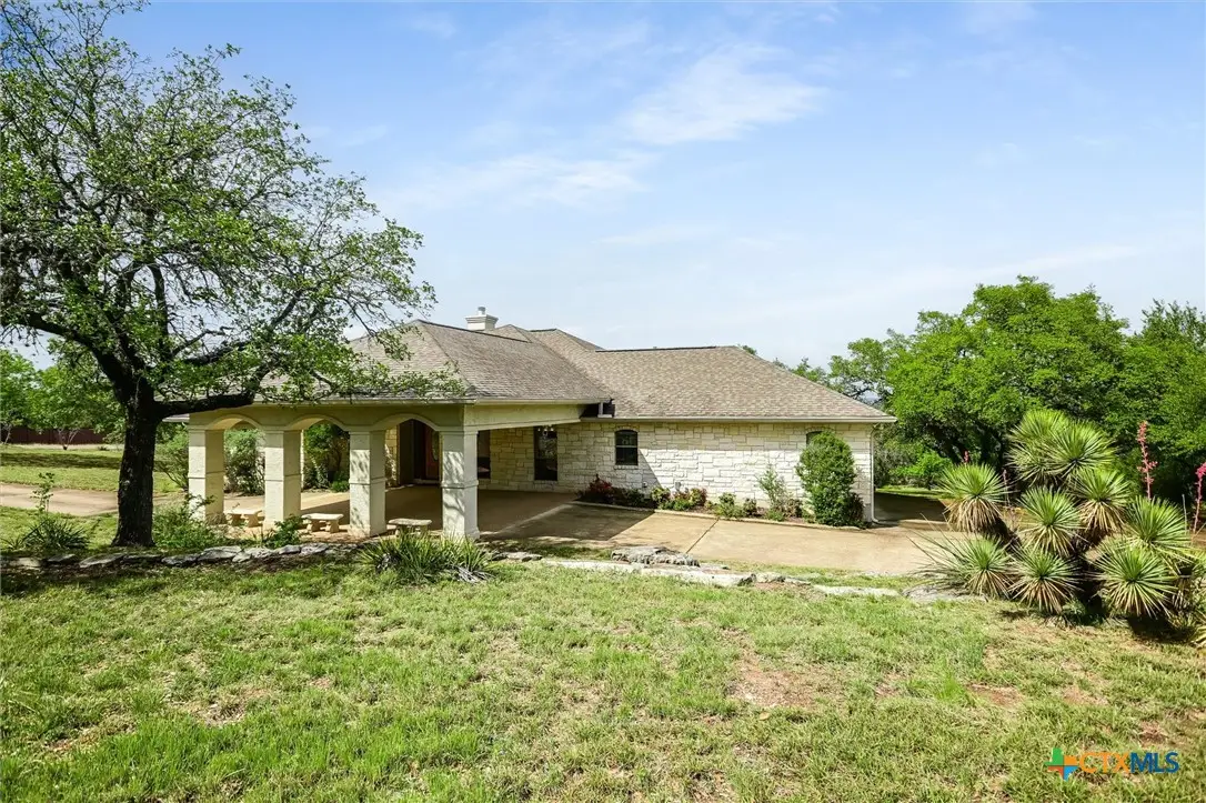 19620 Single Peak Cove, Spicewood, TX 78669 - #1