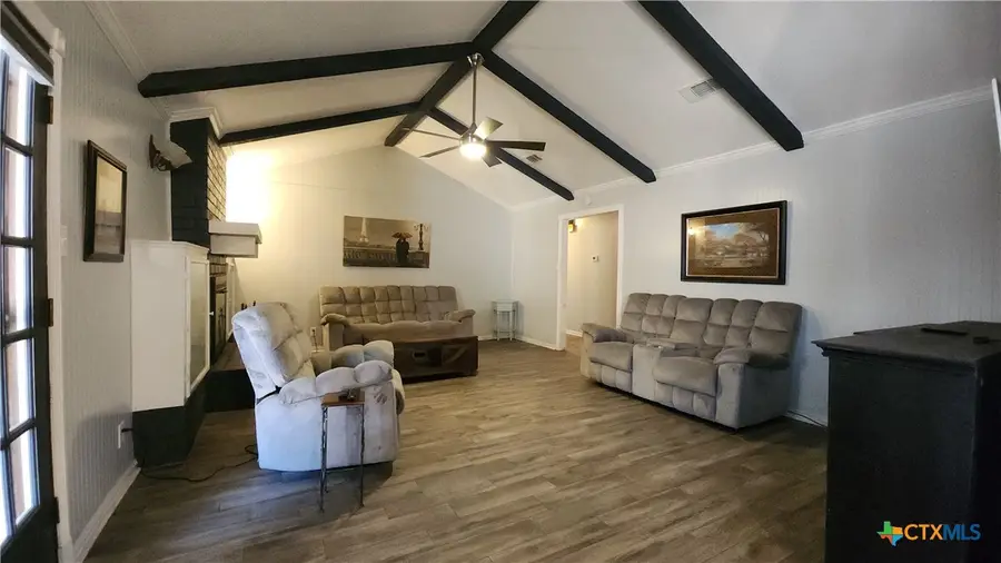 204 Cherokee Lane, Victoria, TX 77901 - #2