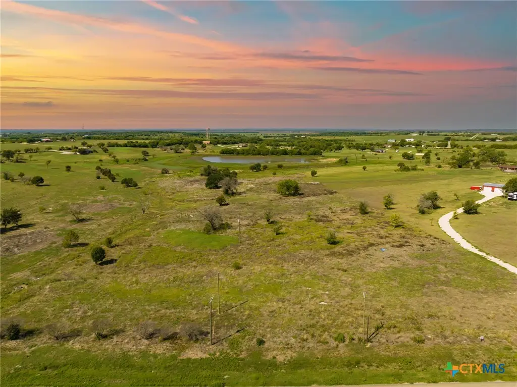 7984 Lone Star Parkway, Moody, TX 76557 - #1