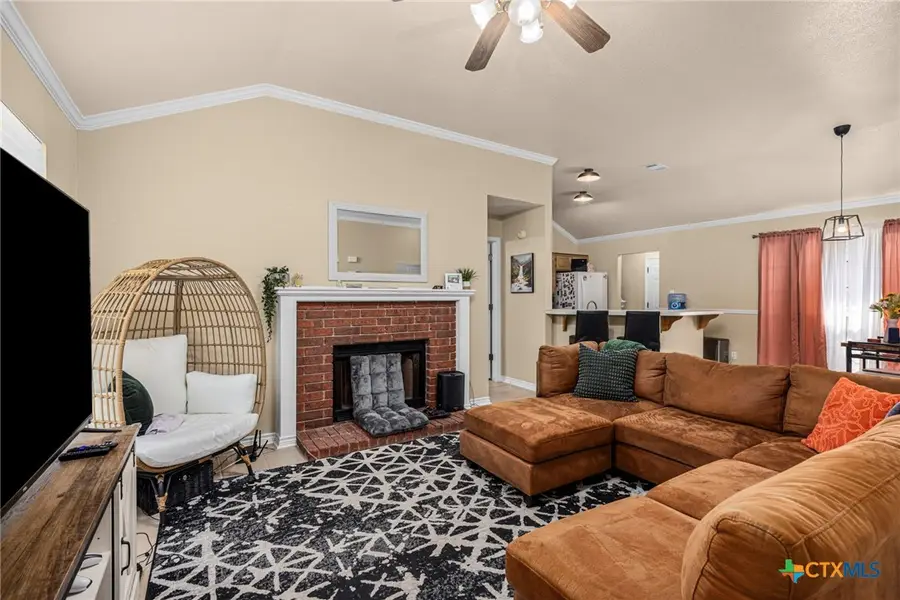 305 W Blancas Drive, Copperas Cove, TX 76522 - #2