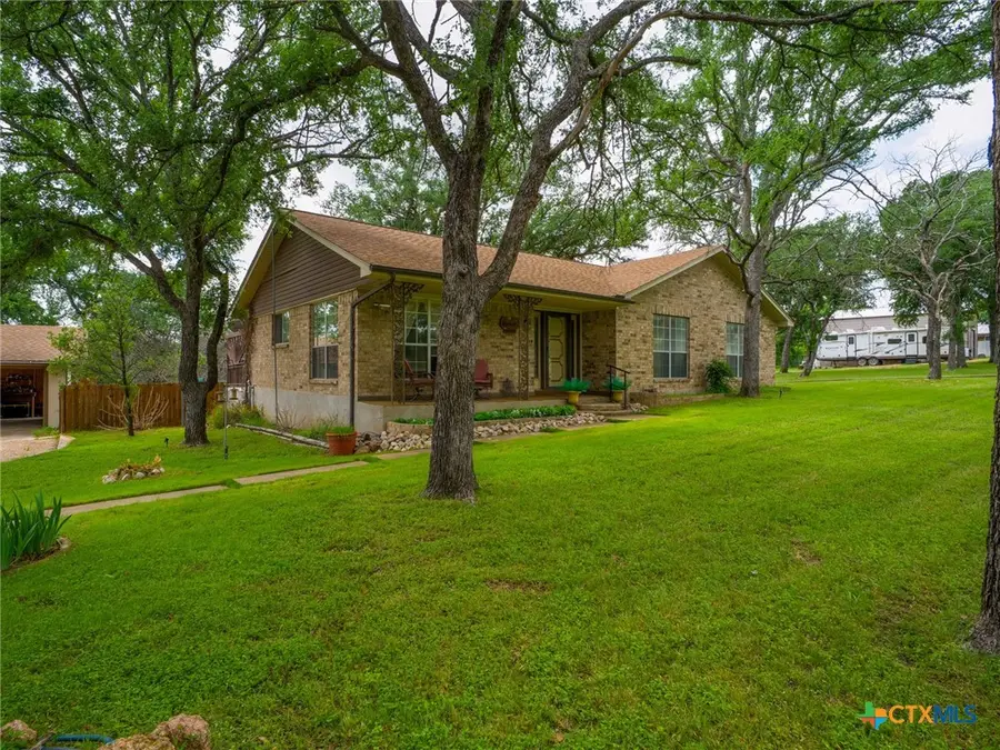 332 Panorama, Buchanan Dam, TX 78609 - #2