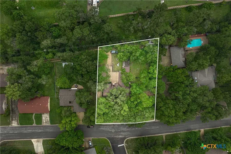 2600 N Beal Street, Belton, TX 76513 - #3