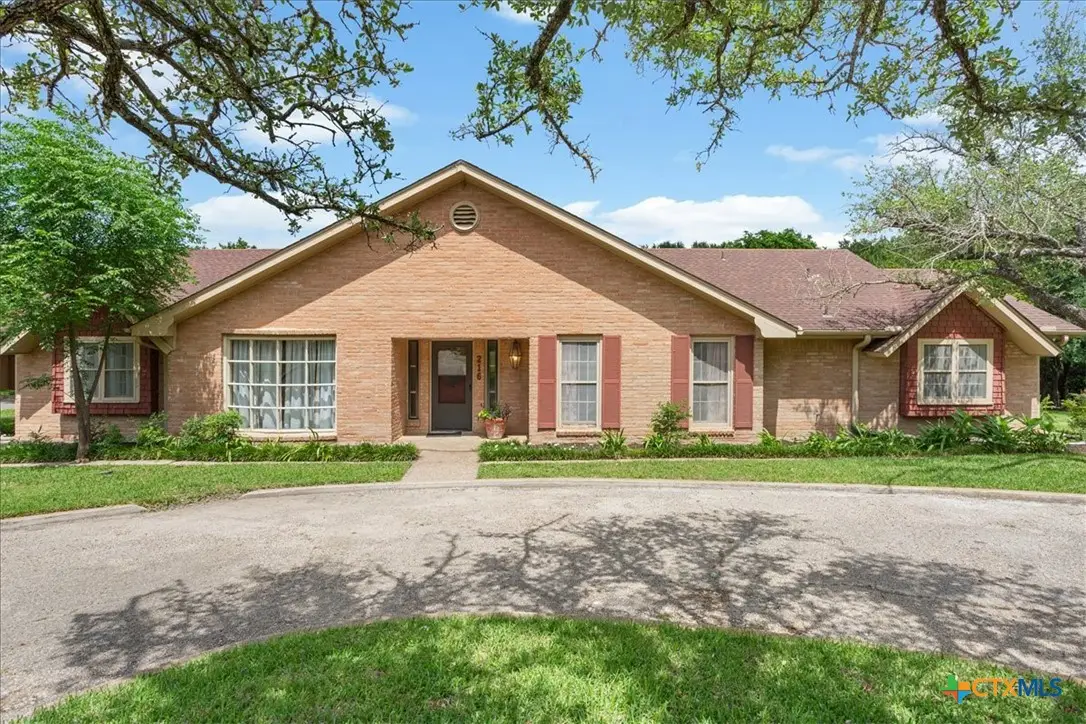 216 Mesa Drive, Gatesville, TX 76528 - #1