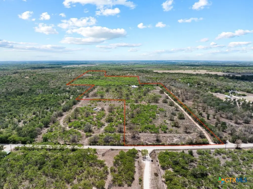 2124 Bugtussle, Luling, TX 78648 - #1