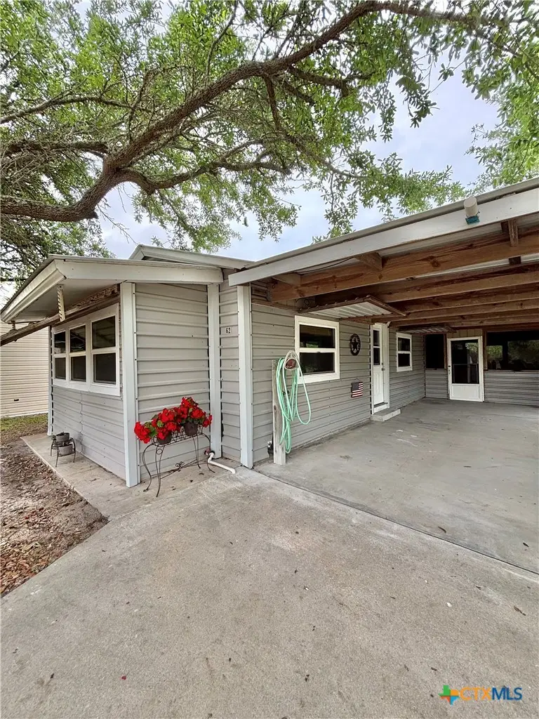 62 Wilburn Road, Port Oconnor, TX 77982 - #2
