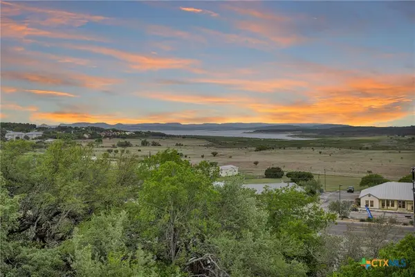 1226 Cougar Drive #15, Canyon Lake, TX 78133
