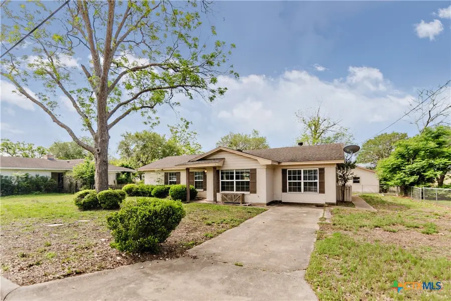 103 Poenitsch Street, Cuero, TX 77954 - #2