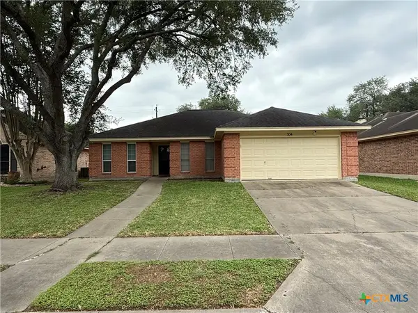 304 Cromwell Drive, Victoria, TX 77901