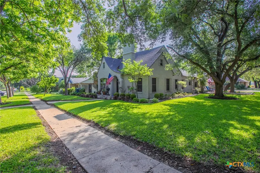1120 N 13th Street, Temple, TX 76501 - #3