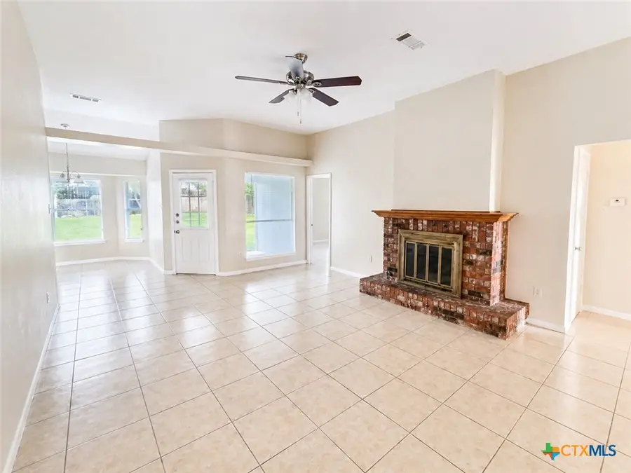 208 Appaloosa Drive, Copperas Cove, TX 76522 - #3