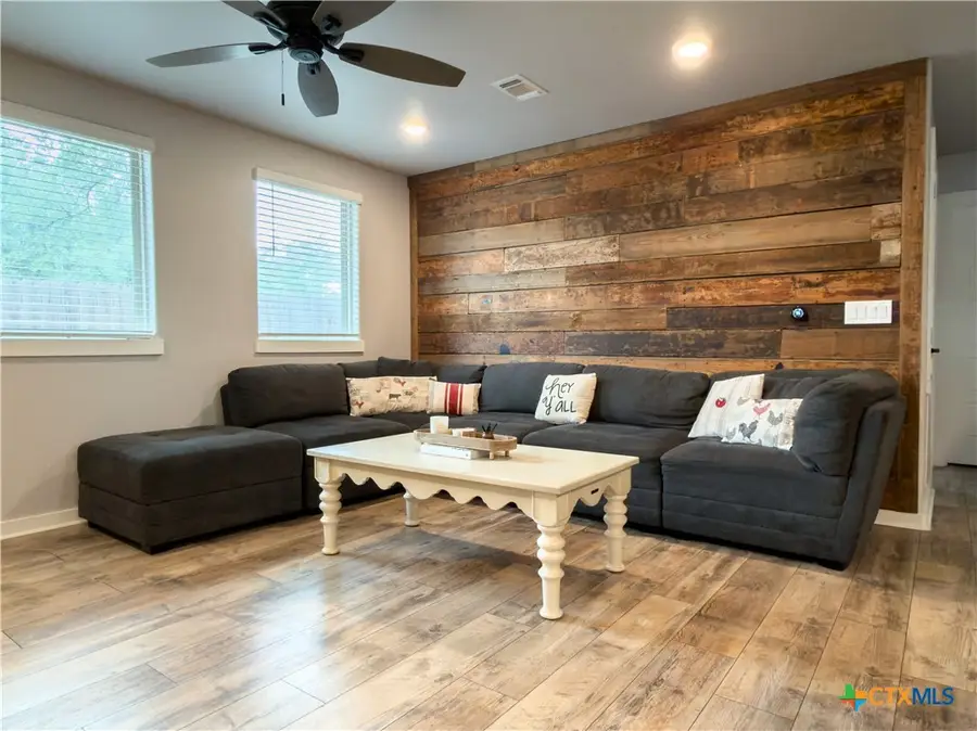 99 Old Austin Highway, Johnson City, TX 78636 - #2