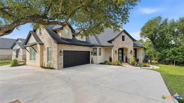 210 Jeff Vaughn, Blanco, TX 78606