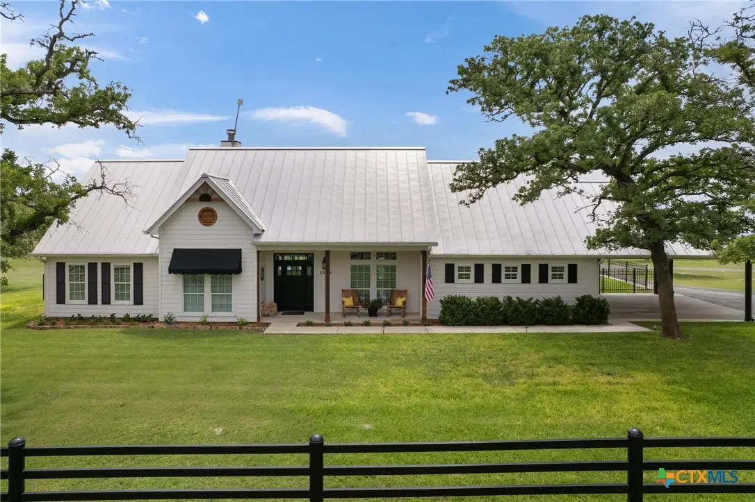 1899 Sunflower Trail, Luling, TX 78648 - #1
