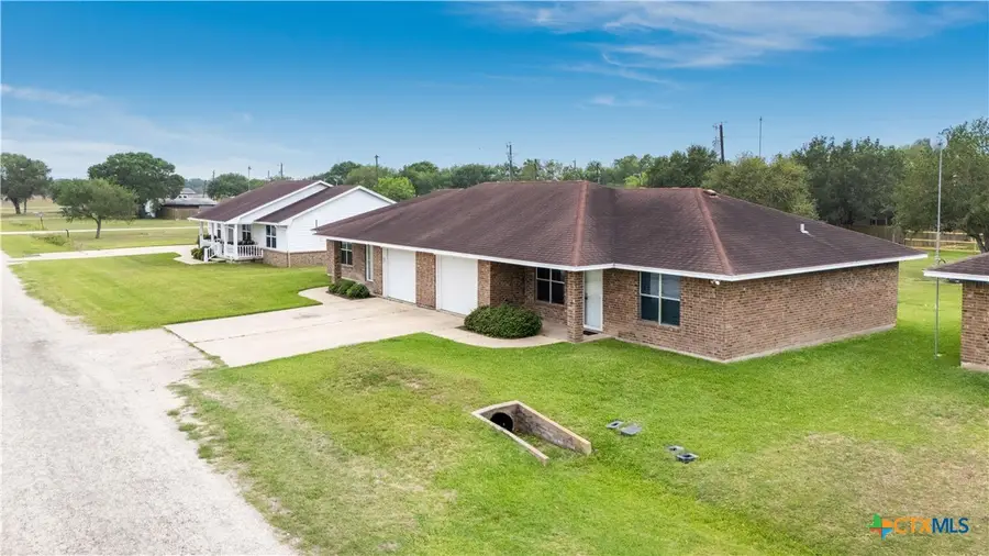 374 & 376 Navidad, Vanderbilt, TX 77991 - #3
