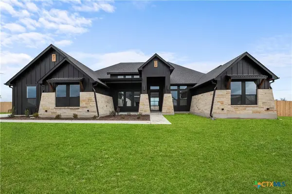 6831 Lacey Oak Drive, Salado, TX 76571