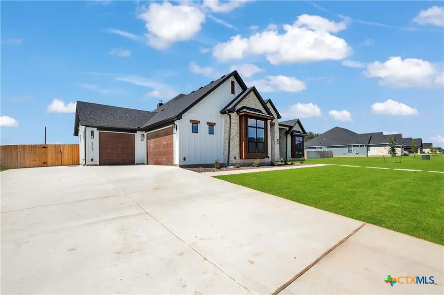 6837 Lacey Oak Road, Salado, TX 76571 - #3