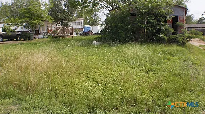 812 NE 4th Street, Waelder, TX 78959 - #3