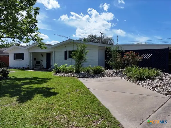 2221 Mcpherson Drive, Port Lavaca, TX 77979