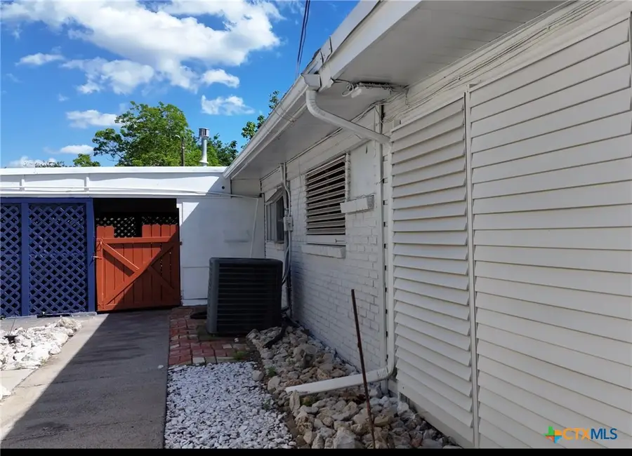 2221 Mcpherson Drive, Port Lavaca, TX 77979 - #3